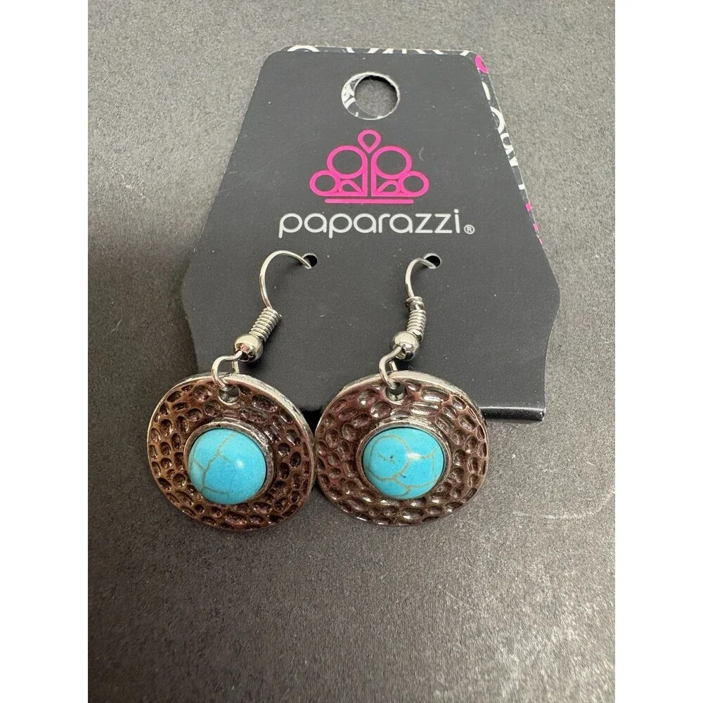 Paparazzi Jewery Set   Bracelet Earings Necklace Silver Tone With Blue Turquise